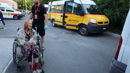 «Схід SOS» евакуював з Донецької області близько тисячі людей за два тижні