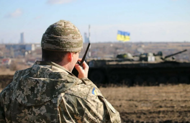 Колишній посол України в США: ЗСУ на Донбасі потребують військової підтримки