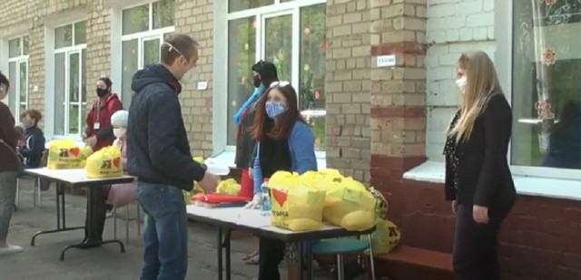 Власти «ДНР» предлагают кормить ребенка 17 дней на 476 рублей