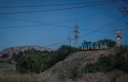 У зруйнованому Торецьку лишається понад тисяча цивільних мешканців - майор Анастасія Бобовнікова