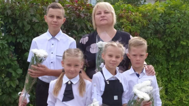 З Луганщини евакуювалася сім'я з п'ятьма дітьми