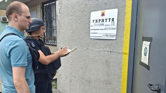 Влада провела перевірку стану мобільних укриттів у Білозерській громаді Влада провела перевірку стану мобільних укриттів у Білозерській громаді