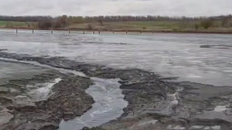 Тепличний ставок у Донецьку знищено: забруднену воду скинули в Кальміус