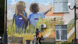 На Луганщині окупанти тиснуть на батьків через активність дітей в інтернеті