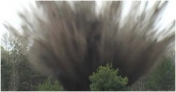 В Брянке мужчина подорвался на фугасе