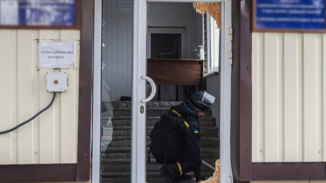 Авіаудар РФ пошкодив пожежне депо в Слов'янську, серед рятувальників постраждалих немає