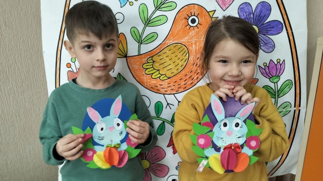 У різних містах України діти з Донеччини долучилися до великодніх творчих заходів