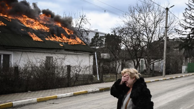 Жінку з Луганщини примушують повернути матеріальну допомогу