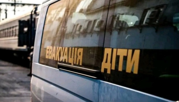 З Костянтинівської громади за три дні евакуювали 86 дітей - поліція
