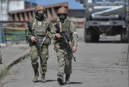 Російські війська встановили свій прапор в селі Бердичі - DeepState