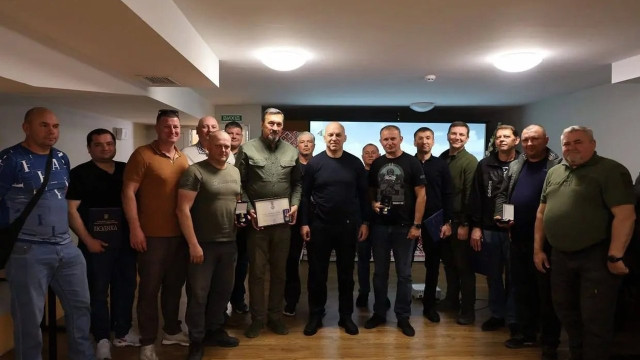 Філашкін вручив нагороди захисникам та працівникам, які зміцнюють оборону Донеччини