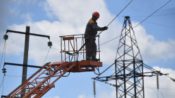 У "днр" без світла залишається більше 80 тисяч абонентів