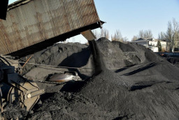 Шахтарі на Луганщині працюють за копійки під загрозою мобілізації до армії РФ