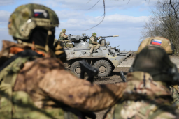 Російські окупанти просунулися на захід від тимчасово захопленого Донецька