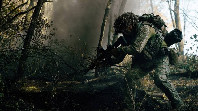 Активні бої по всьому фронту: ворог намагається захопити Покровськ і Мирноград Активні бої по всьому фронту: ворог намагається захопити Покровськ і Мирноград