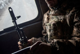 Ворог намагається захопити деокуповану Макарівку