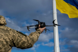 ЗСУ ефектно знищують техніку РФ на Донеччині: завдано удару по танку, РЕБ та складу боєкомплекту