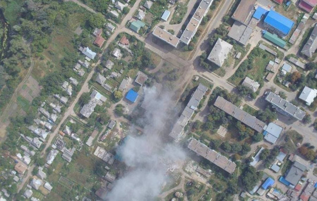 У Кремінній прогримів вибух на нараді окупантів щодо “виборів” У Кремінній прогримів вибух на нараді окупантів щодо “виборів”