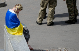 Затяжна війна в Україні починає набридати мирному населенню країни