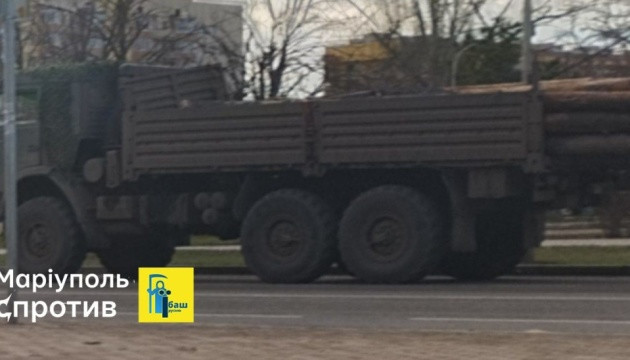 Окупанти посилюють оборону у районі Маріуполя