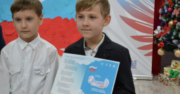 В окупованому Старобільську дітей включили до організації "Орлята Росії"