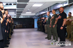 На Донеччині правоохоронці отримали нагороди з нагоди 9-річчя Національної поліції