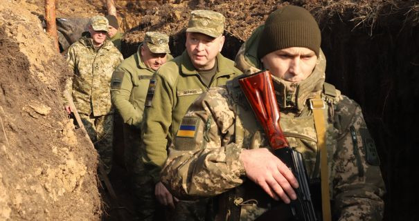 У Держприкордонслужбі збільшують оборонні позиції на сході України