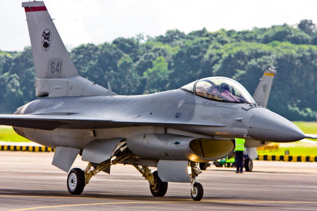 США відмовляють українським авiаторам у тренуваннях на F-16 - NYT США відмовляють українським авiаторам у тренуваннях на F-16 - NYT