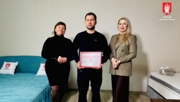 Прикордонник з Маріуполя отримав квартиру в рамках програми "Вдома" від проекту "Серце Азовсталі"
