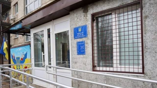 Через бойові дії суди Донеччини втретє змінюють місце розташування Через бойові дії суди Донеччини втретє змінюють місце розташування