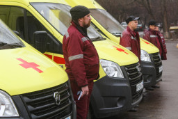 Російські медики відмовляються працювати в "лнр" навіть за мільйонні виплати