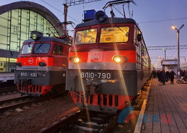 Окупанти планують прокласти залізну дорогу він Луганська до Москви