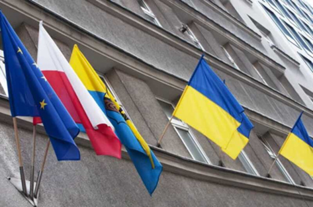Польща поверне ЄС 91 млн євро через корупційний скандал із генераторами для України