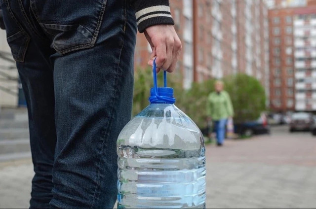 Окупаційна влада Донецьку обіцяє відновити постачання води: деталі