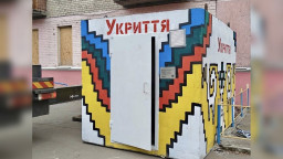 У Краматорську встановили два нові мобільні укриття