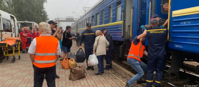 Правоохоронці вивезли п'ятьох людей із прифронтового села Сокіл на Донеччині