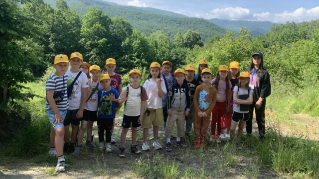 Діти з Луганщини відпочили в таборах в Україні та за кордоном — ОВА Діти з Луганщини відпочили в таборах в Україні та за кордоном — ОВА