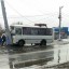 В Макеевке автобус на переезде сбил женщину и врезался в стелу АЗС