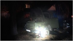 В Луганске загорелся грузовик с 20-ю баллонами газа