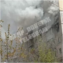 В Донецке во время пожара в 9-этажном доме сгорела женщина и пострадали 7 человек