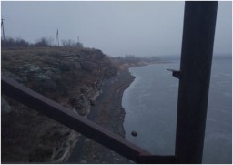 Появились новые фото высыхающего Исаковского водохранилища в Луганске