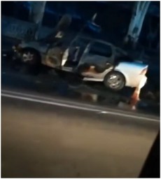 В Макеевке произошло ДТП, в результате которого сгорела машина