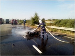 В Алчевске из-за загоревшегося мопеда пострадал мужчина
