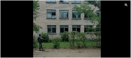 В н.п. Перевальск боевики «ЛНР» обстреляли здание школы