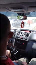 На Новоазовской трассе сгорел автобус