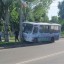 В Донецке автобус врезался в столб