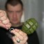В Донецке мужчина угрожал семье гранатой