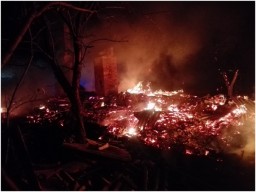 В Луганске на пожаре погиб мужчина, а в н.п. Покровка погибла женщина