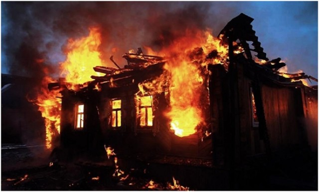 В Макеевке и н.п. Торез во время пожаров погибли два человека
